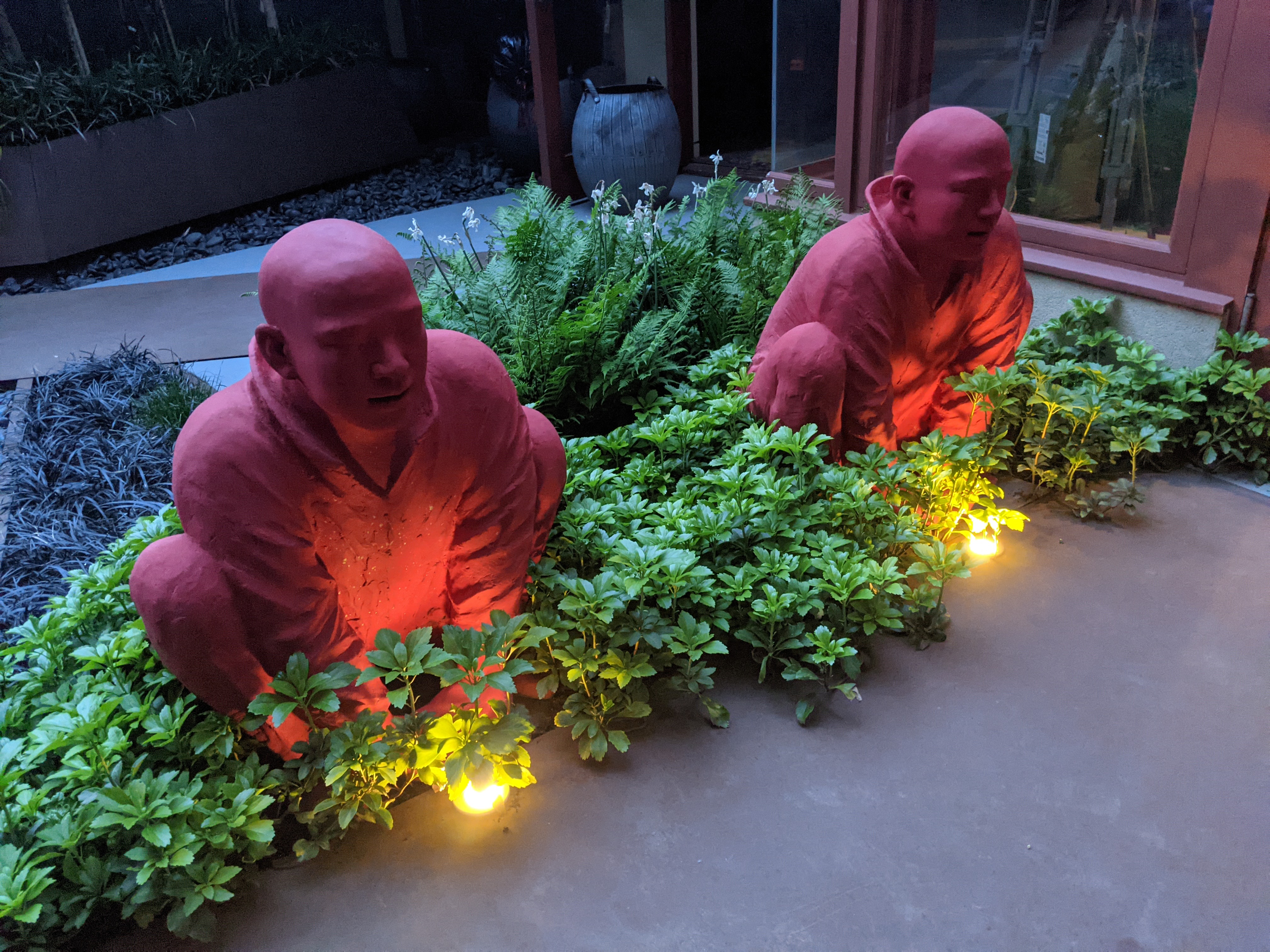 Unique Decorative Landscape Features on Rooftops, Terraces, Balconies, Back and Front Yard Gardens